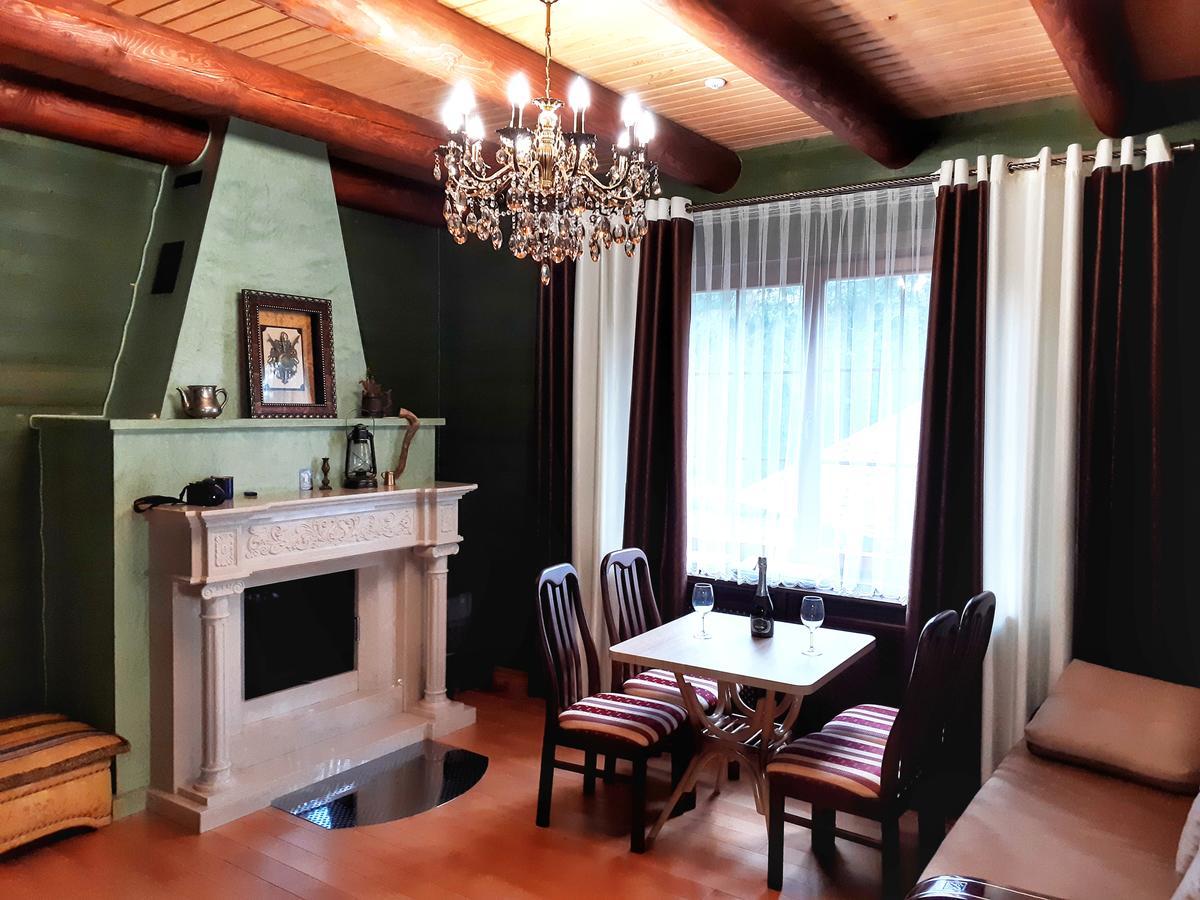 Knyazhyi Dvir Apartment Strigalnya Ngoại thất bức ảnh