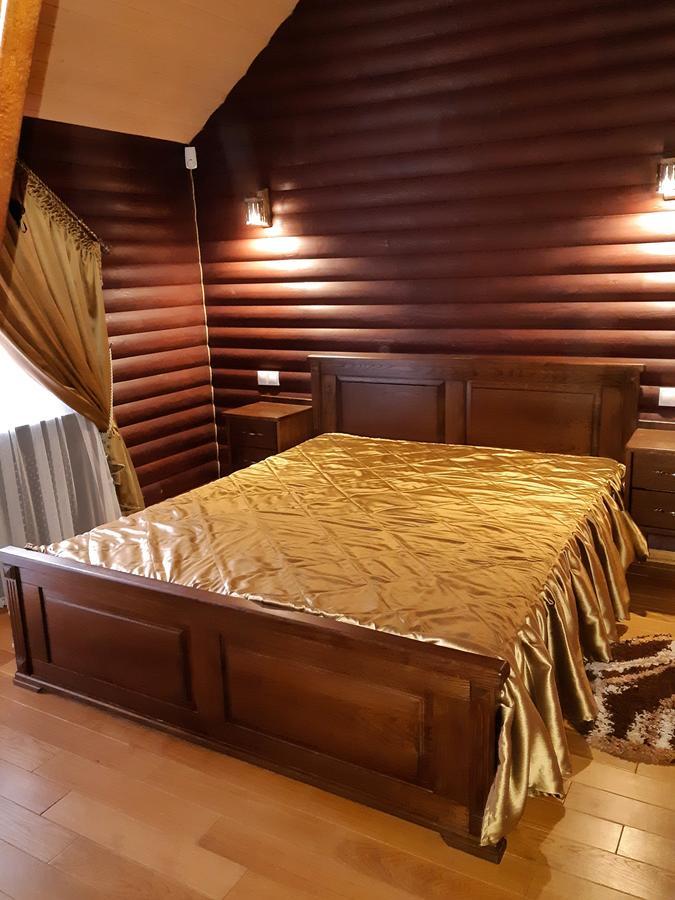 Knyazhyi Dvir Apartment Strigalnya Ngoại thất bức ảnh